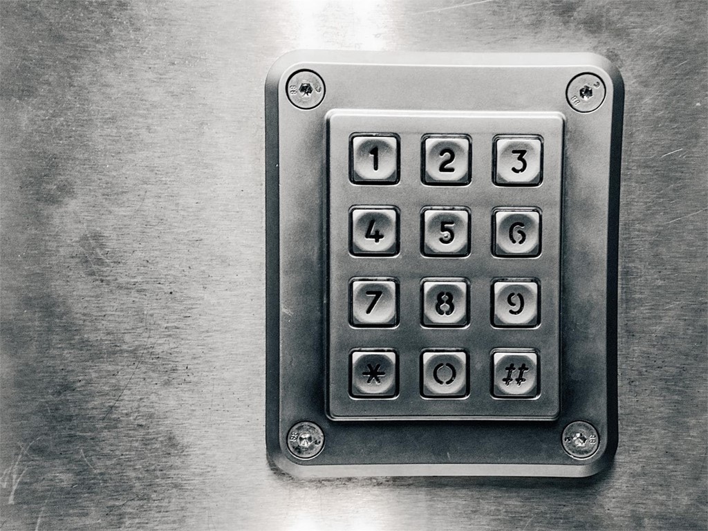 Las ventajas y desventajas de las cerraduras inteligentes: ¿Son realmente  seguras?